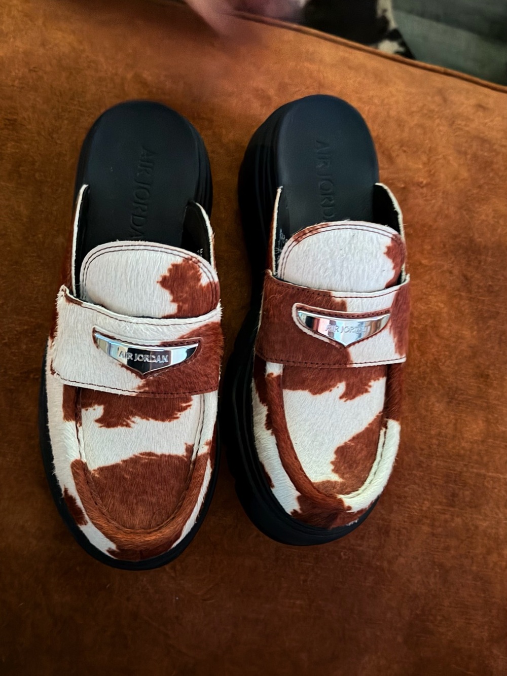Jordan Women's Cowhide Print Platform Mules in Brown and White - Picture 3 of 3